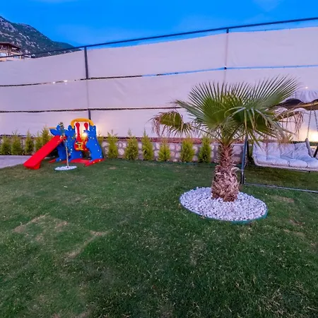 Hotel Sargon 4*